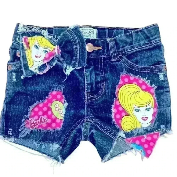 BARBIE 🎀 shorts girls distressed with matching hair bow🎀 - Picture 1 of 3